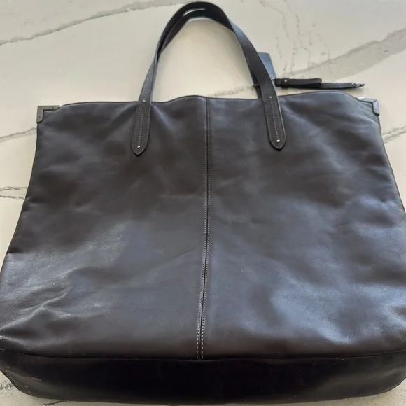 Coach Vintage Leather Tote From 2014 Deep Plum. - Picture 3 of 12